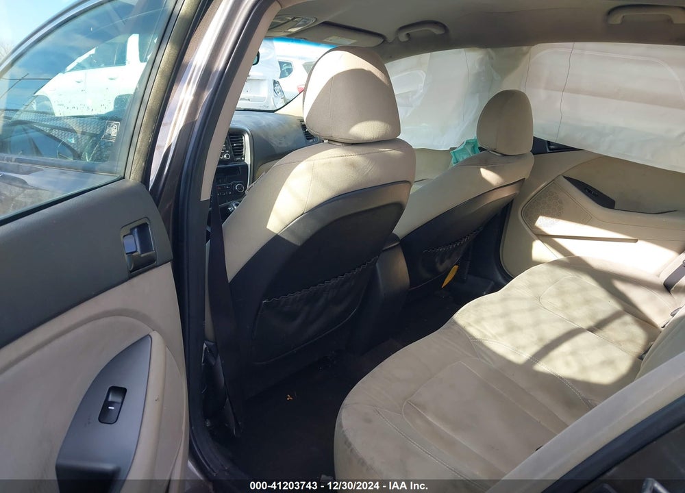 2011 KIA OPTIMA LX VIN: KNAGM4A7XB5095689