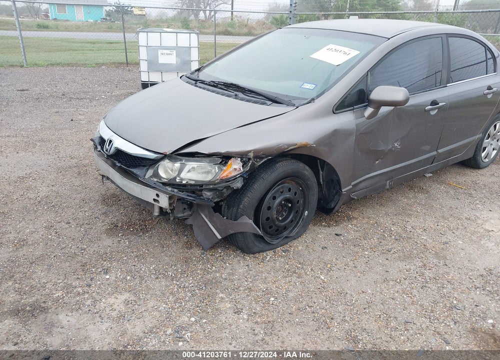 2011 HONDA CIVIC LX VIN: 19XFA1F58BE045780