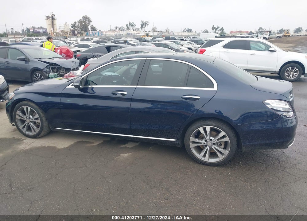 2016 MERCEDES-BENZ C 300 LUXURY/SPORT VIN: WDDWF4JB5GR164971