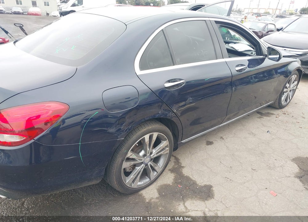 2016 MERCEDES-BENZ C 300 LUXURY/SPORT VIN: WDDWF4JB5GR164971