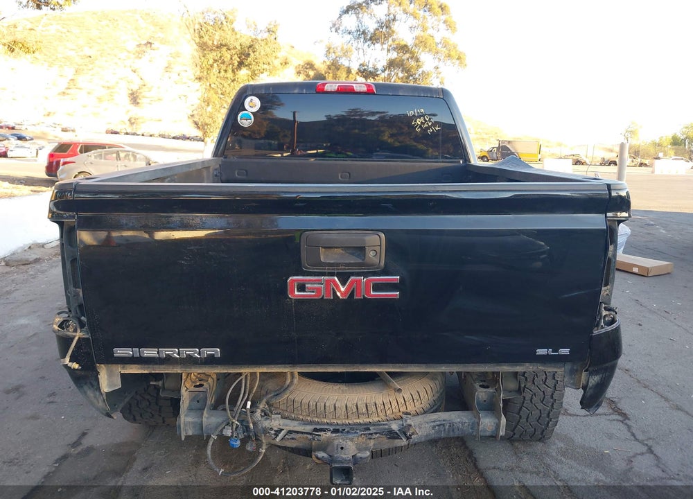 2015 GMC SIERRA 1500 SLE VIN: 1GTR1UEC9FZ182137