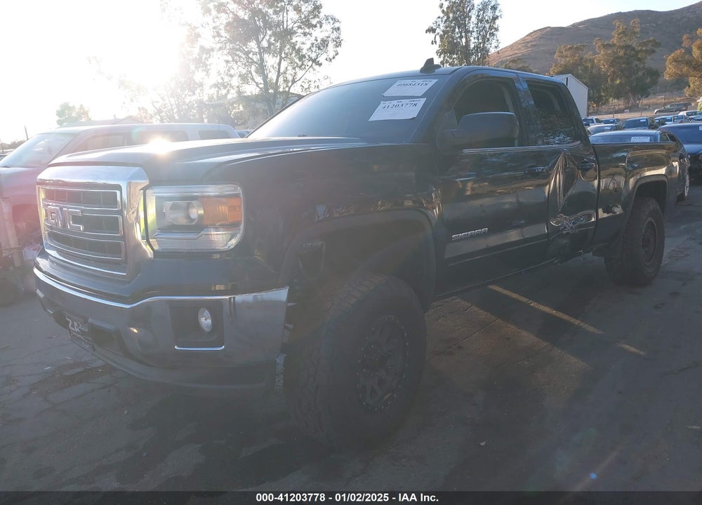 2015 GMC SIERRA 1500 SLE VIN: 1GTR1UEC9FZ182137