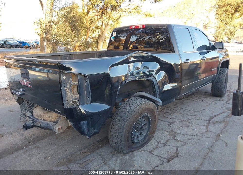 2015 GMC SIERRA 1500 SLE VIN: 1GTR1UEC9FZ182137