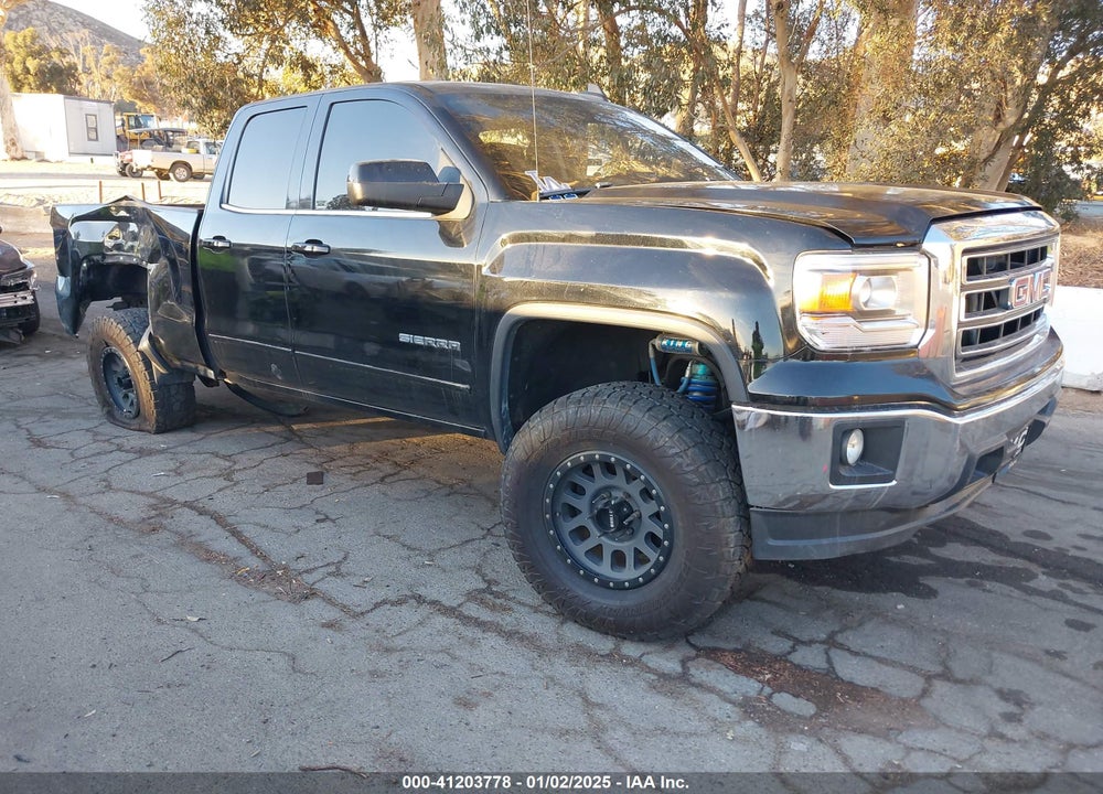 2015 GMC SIERRA 1500 SLE VIN: 1GTR1UEC9FZ182137