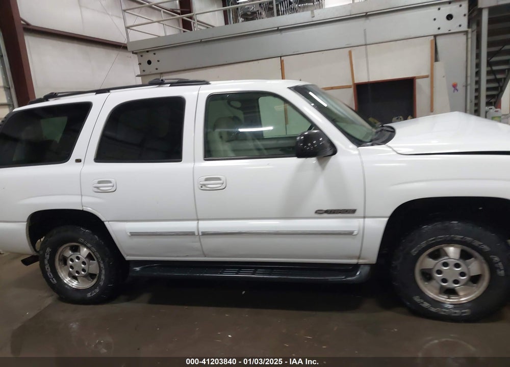 2002 CHEVROLET TAHOE LT VIN: 1GNEK13ZX2R143639
