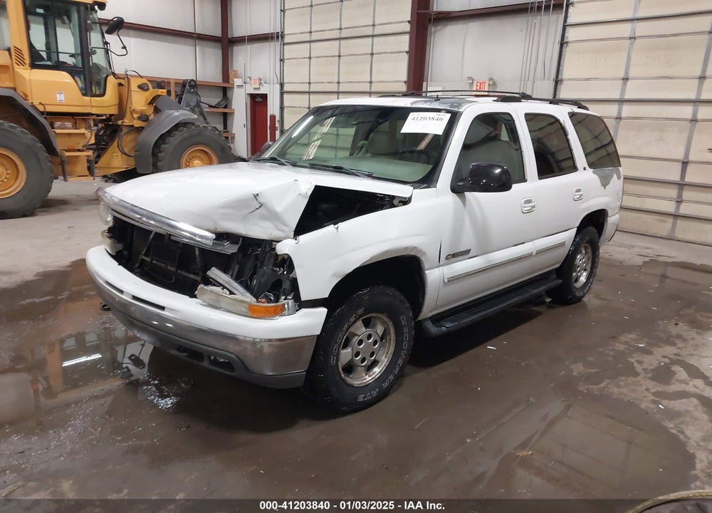 2002 CHEVROLET TAHOE LT VIN: 1GNEK13ZX2R143639