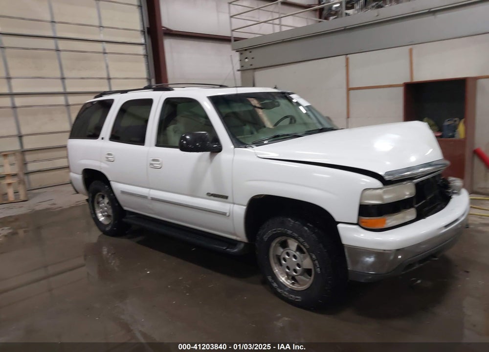 2002 CHEVROLET TAHOE LT VIN: 1GNEK13ZX2R143639