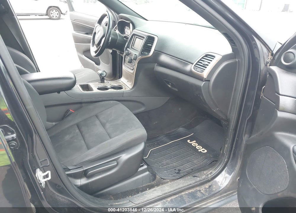 2015 JEEP GRAND CHEROKEE LAREDO VIN: 1C4RJEAGXFC807842