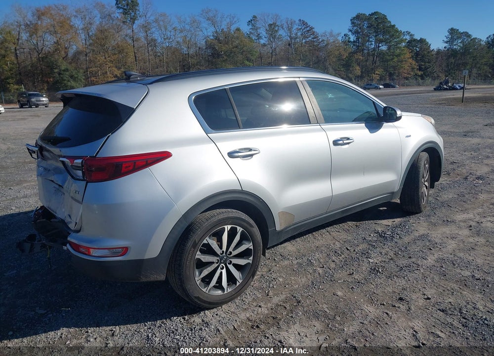 2018 KIA SPORTAGE EX VIN: KNDPNCAC1J7446824