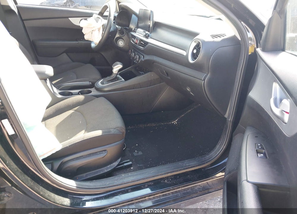 2023 KIA FORTE VIN: 3KPF24AD8PE625244