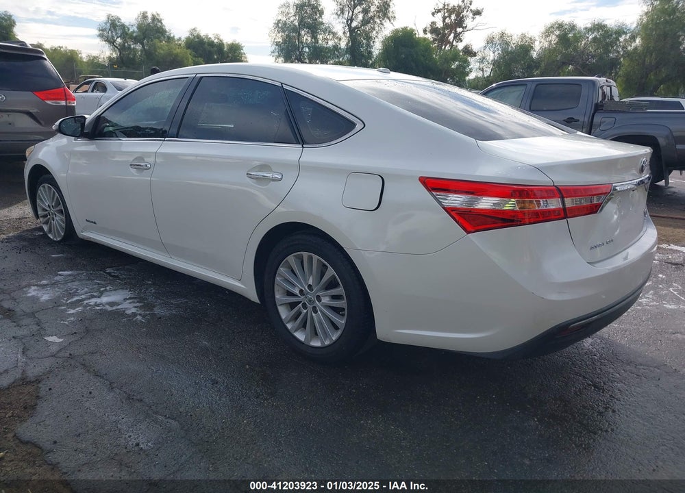 2015 TOYOTA AVALON HYBRID XLE TOURING VIN: 4T1BD1EB8FU037310