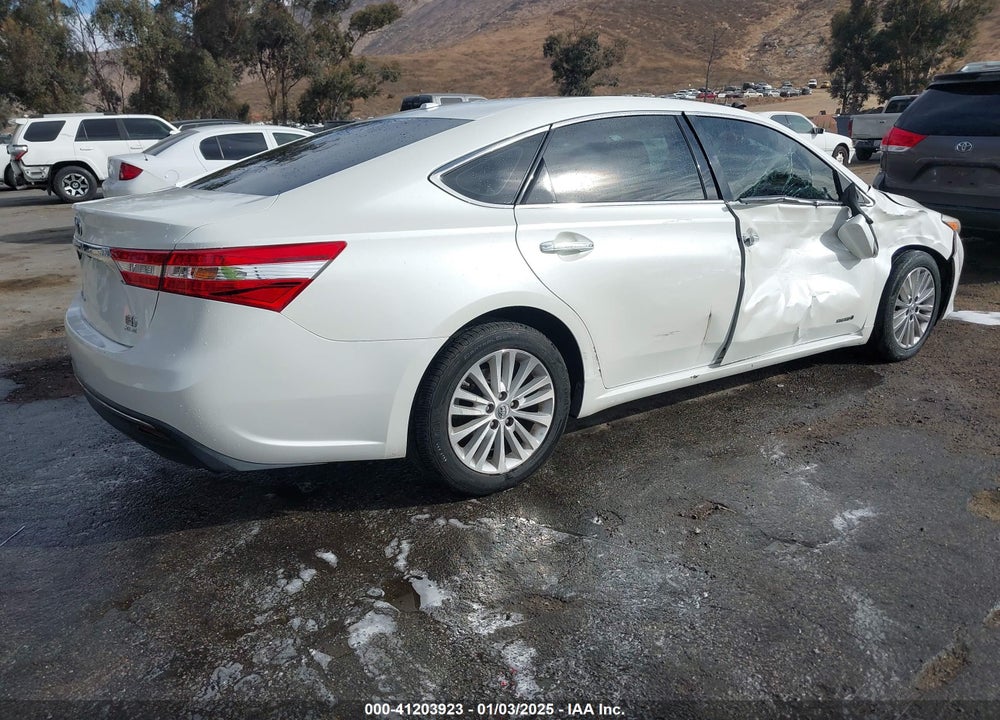2015 TOYOTA AVALON HYBRID XLE TOURING VIN: 4T1BD1EB8FU037310