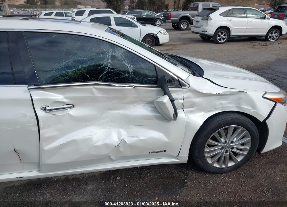2015 TOYOTA AVALON HYBRID XLE TOURING VIN: 4T1BD1EB8FU037310