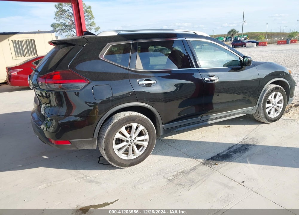 2018 NISSAN ROGUE S VIN: 5N1AT2MV2JC814997