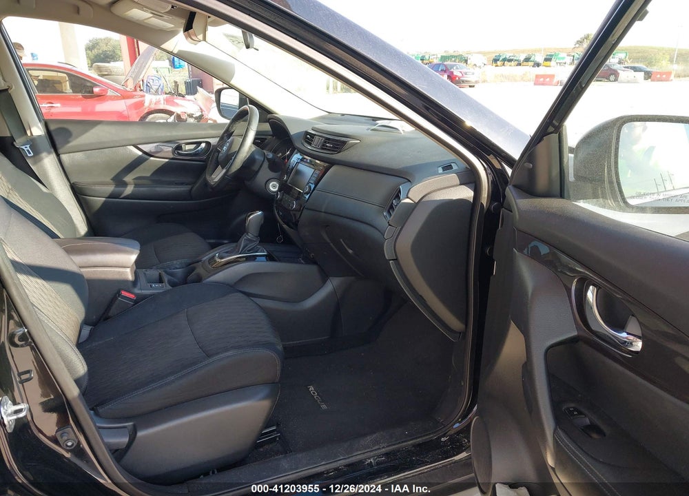2018 NISSAN ROGUE S VIN: 5N1AT2MV2JC814997
