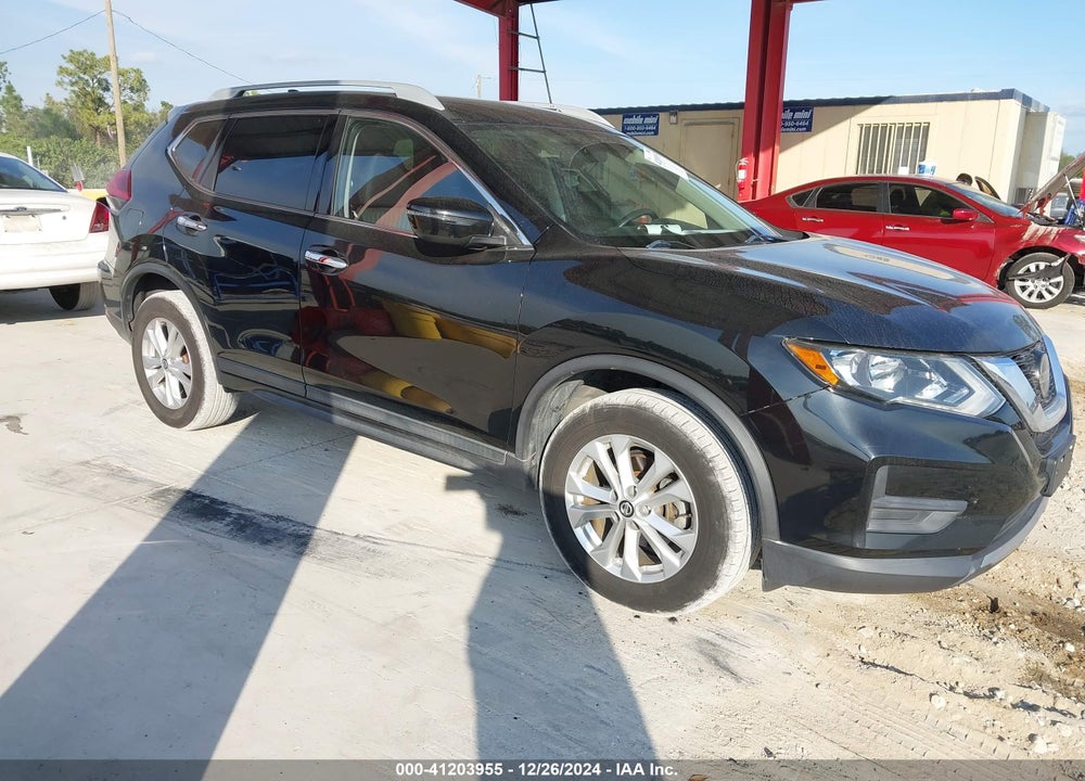 2018 NISSAN ROGUE S VIN: 5N1AT2MV2JC814997