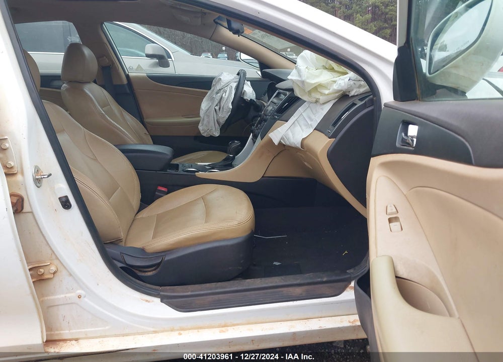 2013 HYUNDAI SONATA VIN: 5NPEB4AC9DH688556