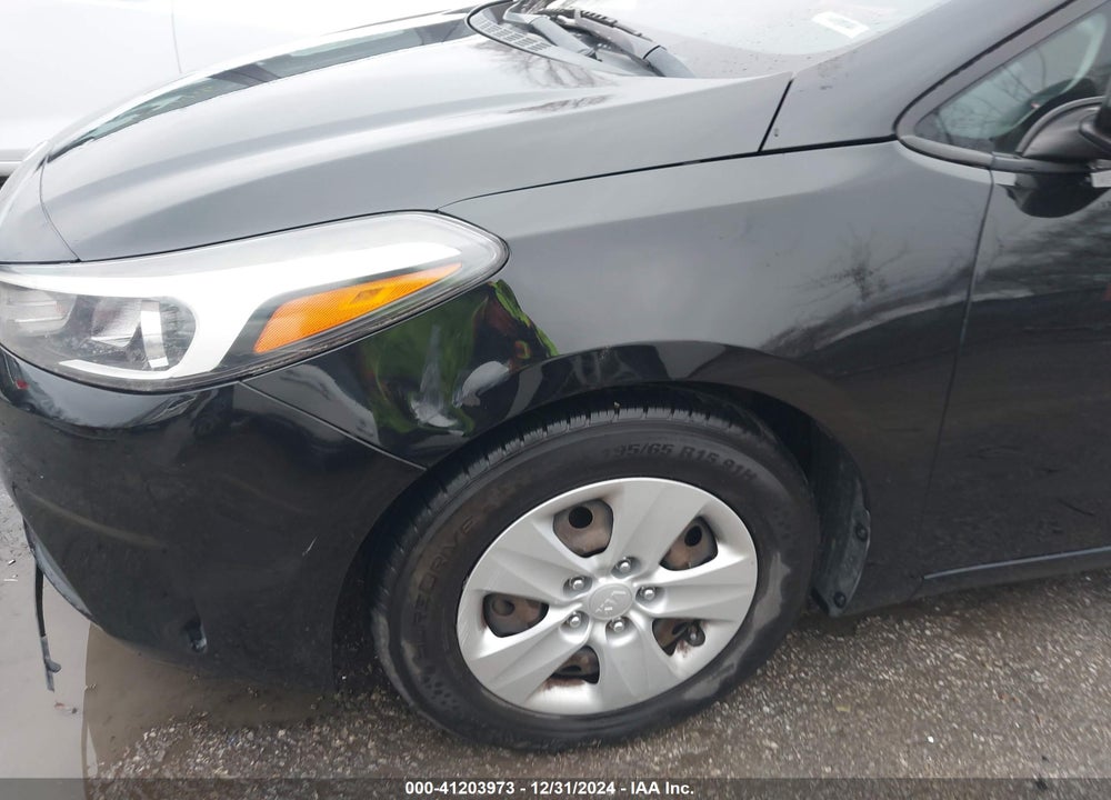 2017 KIA FORTE LX VIN: 3KPFK4A71HE142447