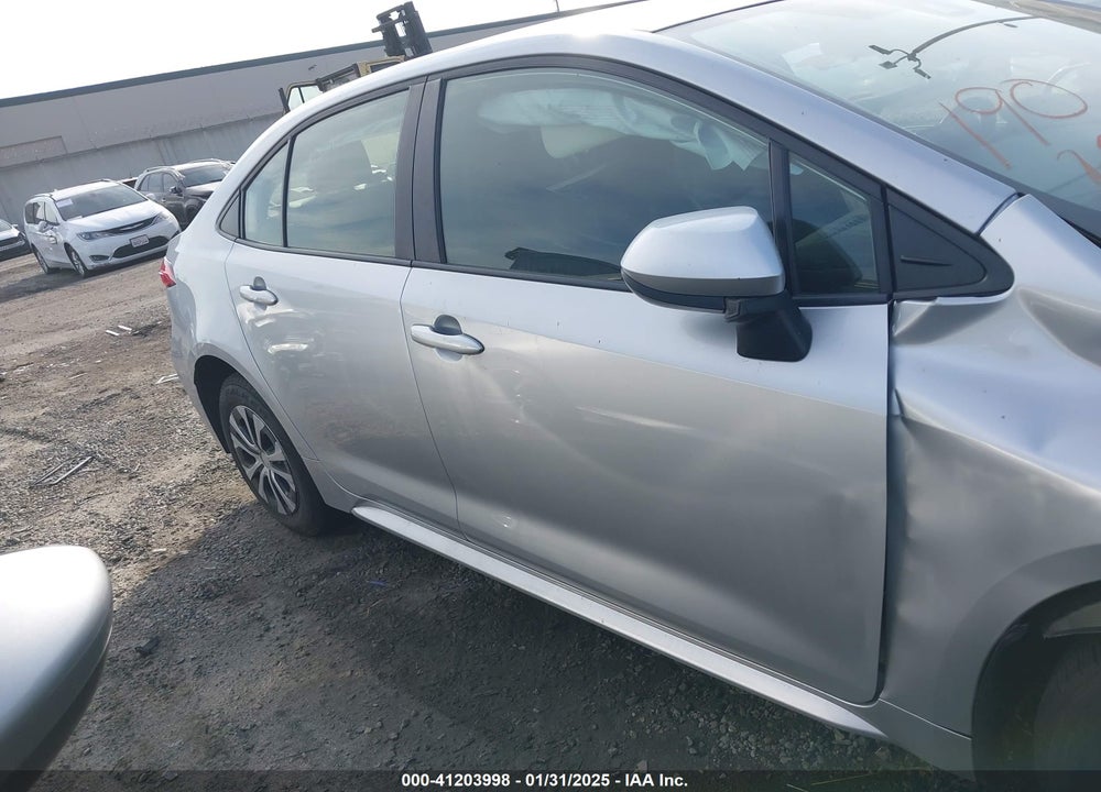 2022 TOYOTA COROLLA VIN: JTDEAMDE9N3012038