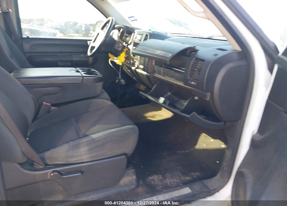 2009 CHEVROLET SILVERADO 1500 LT VIN: 3GCEC23089G275435