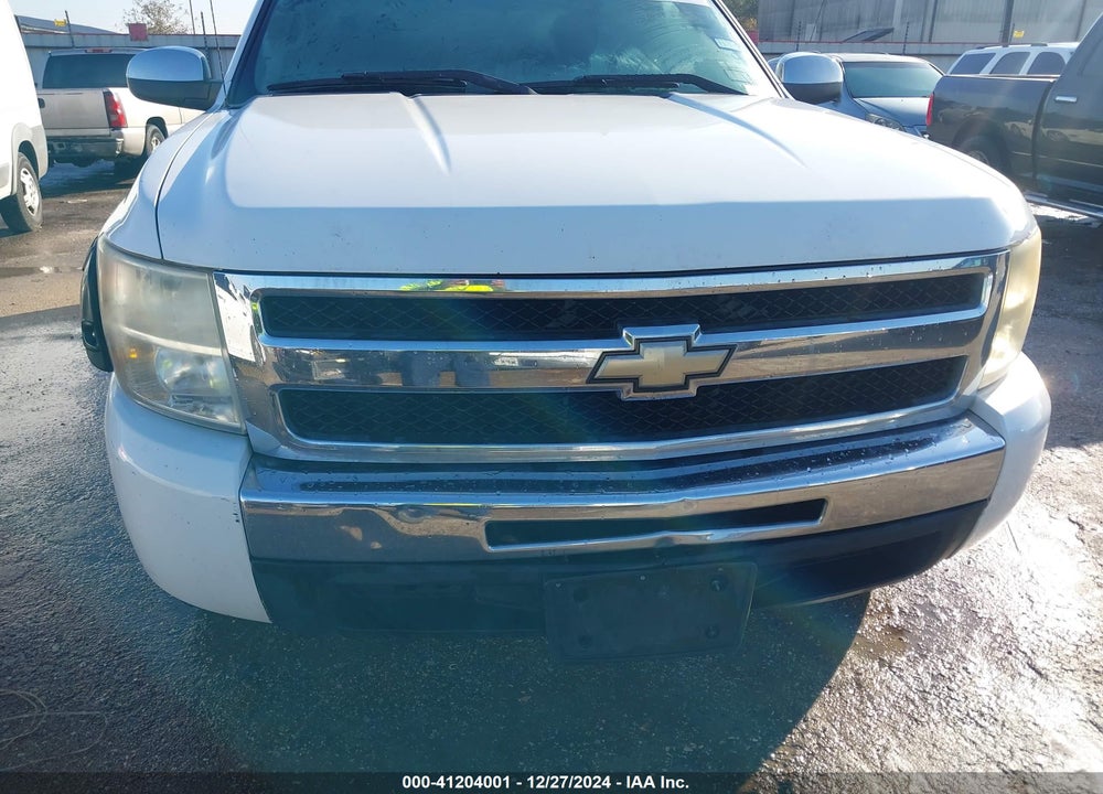 2009 CHEVROLET SILVERADO 1500 LT VIN: 3GCEC23089G275435