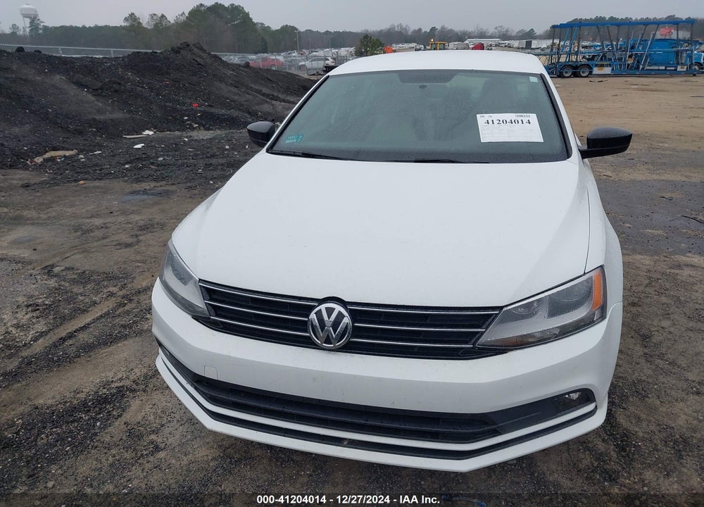 2015 VOLKSWAGEN JETTA 1.8T SPORT VIN: 3VWD17AJ1FM216019