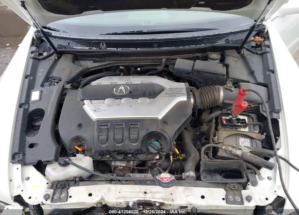 2011 ACURA RL 3.7 VIN: JH4KB2F6XBC000212