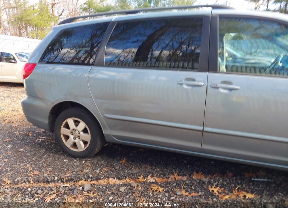 2008 TOYOTA SIENNA LE VIN: 5TDZK23C78S204158