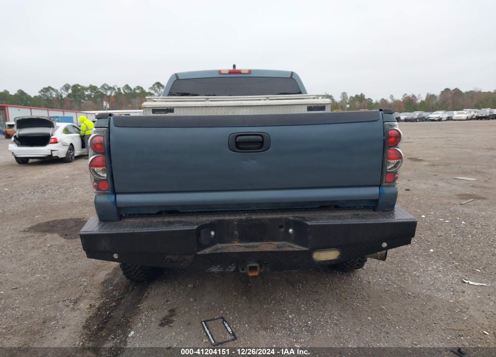 2007 CHEVROLET SILVERADO 2500HD CLASSIC LT3 VIN: 1GCHK23D87F152140