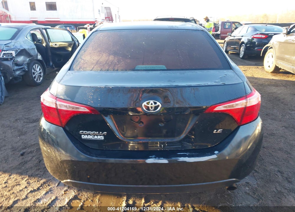 2018 TOYOTA COROLLA LE VIN: 2T1BURHE7JC063881