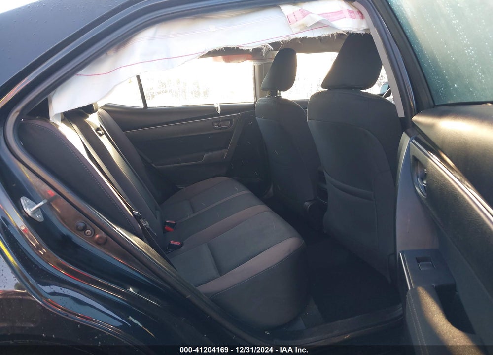 2018 TOYOTA COROLLA LE VIN: 2T1BURHE7JC063881