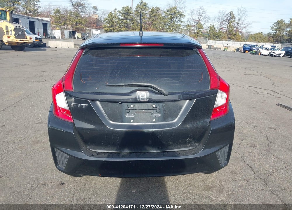 2016 HONDA FIT LX VIN: JHMGK5H5XGX009620