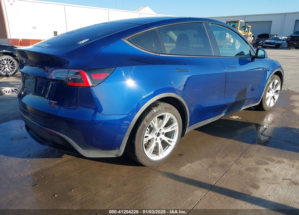 2021 TESLA MODEL Y LONG RANGE DUAL MOTOR ALL-WHEEL DRIVE VIN: 5YJYGDEE3MF105360