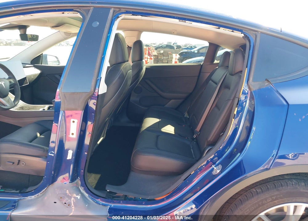 2021 TESLA MODEL Y LONG RANGE DUAL MOTOR ALL-WHEEL DRIVE VIN: 5YJYGDEE3MF105360