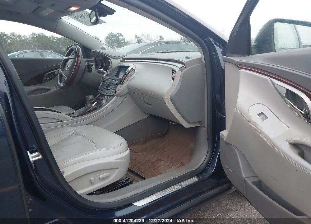 2010 BUICK LACROSSE CXS VIN: 1G4GE5GV9AF164789