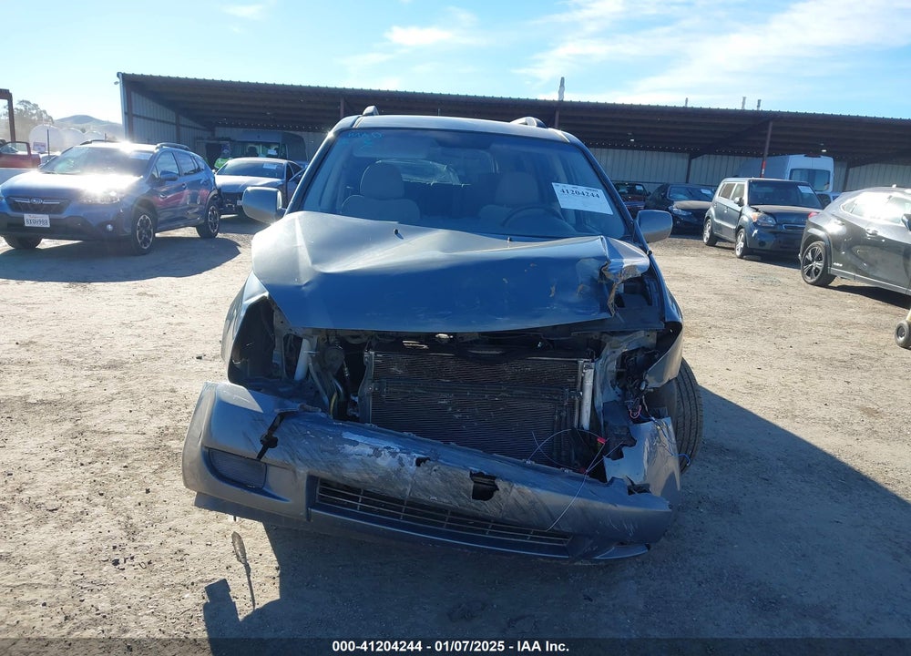 2009 KIA SEDONA LX VIN: KNDMB233696282300
