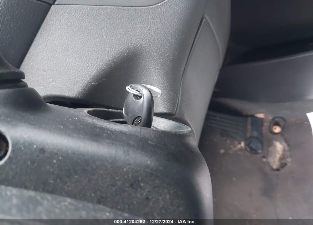 2012 HYUNDAI ELANTRA GLS VIN: 5NPDH4AE3CH067839