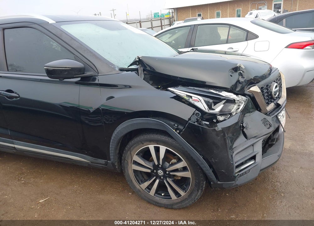 2019 NISSAN KICKS SR VIN: 3N1CP5CU4KL550153