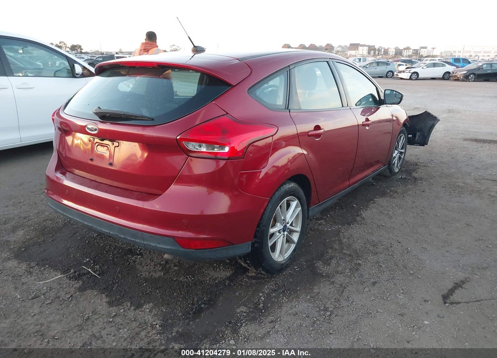 2015 FORD FOCUS SE VIN: 1FADP3K20FL220393
