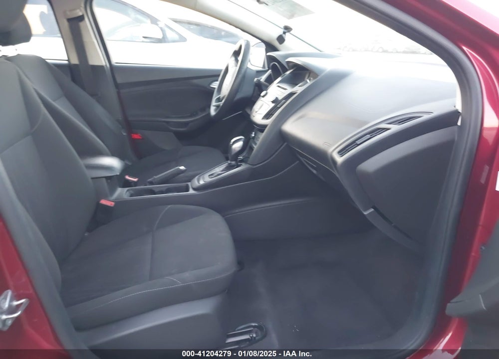 2015 FORD FOCUS SE VIN: 1FADP3K20FL220393