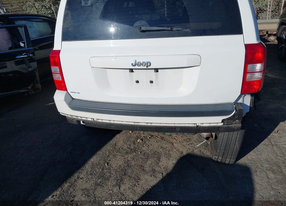2011 JEEP PATRIOT SPORT VIN: 1J4NT1GA3BD195082