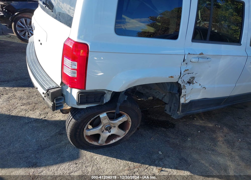 2011 JEEP PATRIOT SPORT VIN: 1J4NT1GA3BD195082