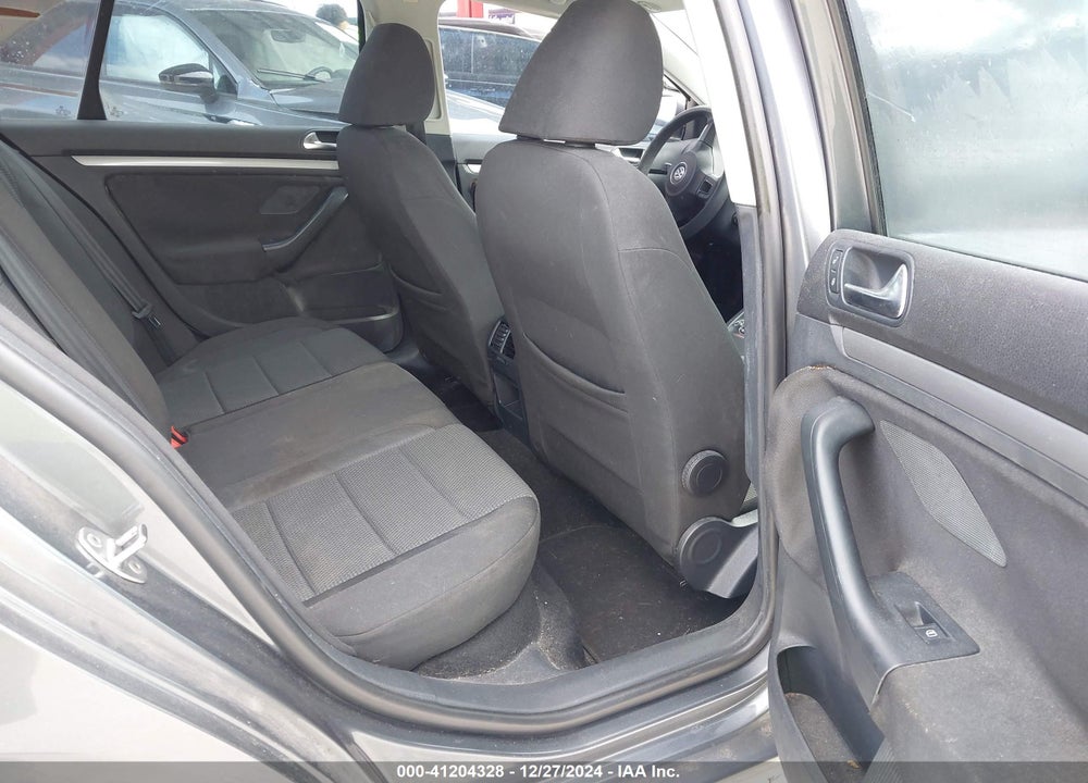 2010 VOLKSWAGEN JETTA S VIN: 3VWJZ7AJ7AM042932