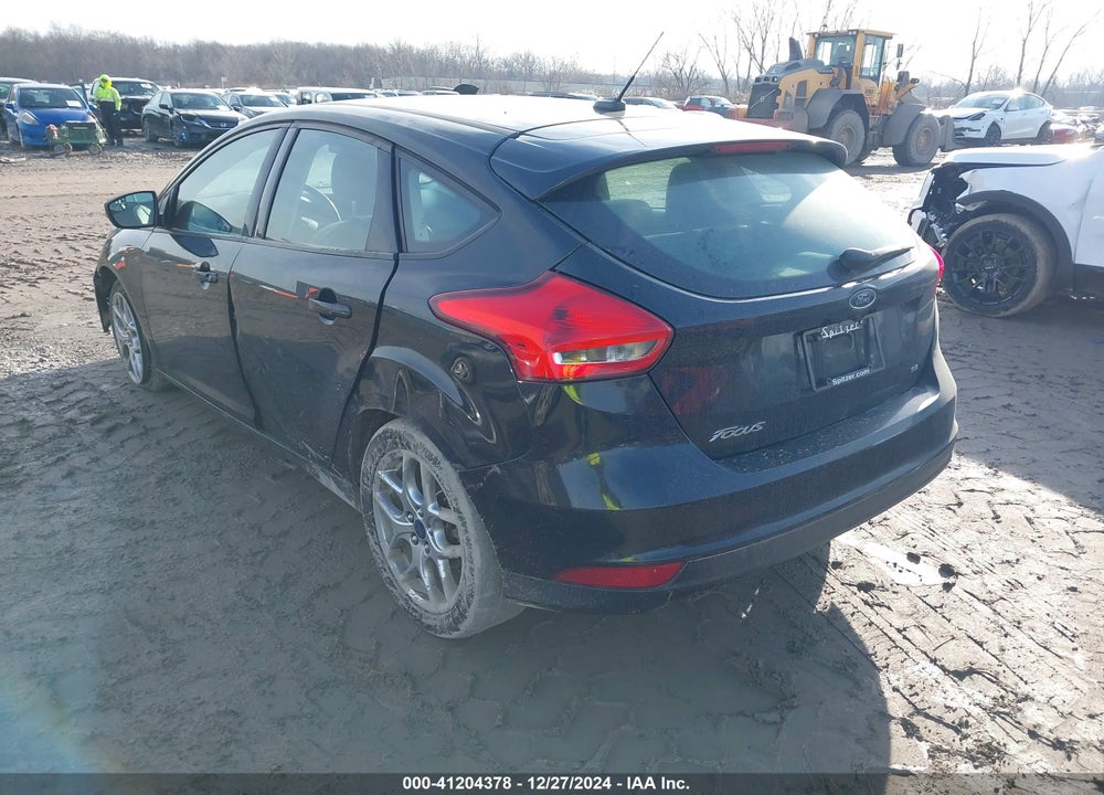 2015 FORD FOCUS VIN: 1FADP3K21FL319529