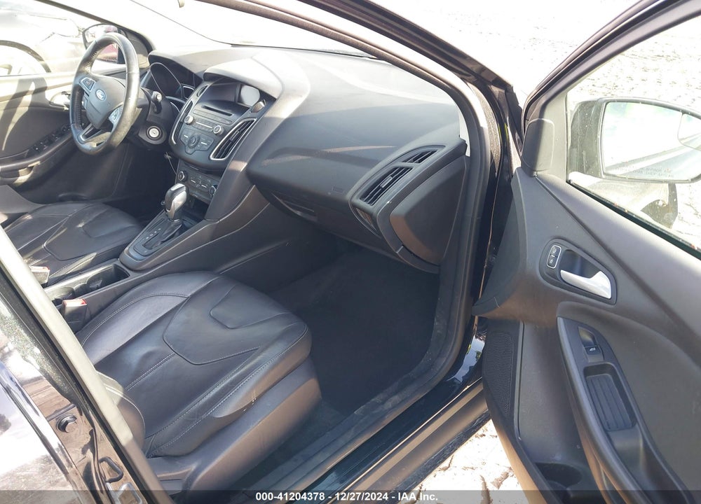 2015 FORD FOCUS VIN: 1FADP3K21FL319529