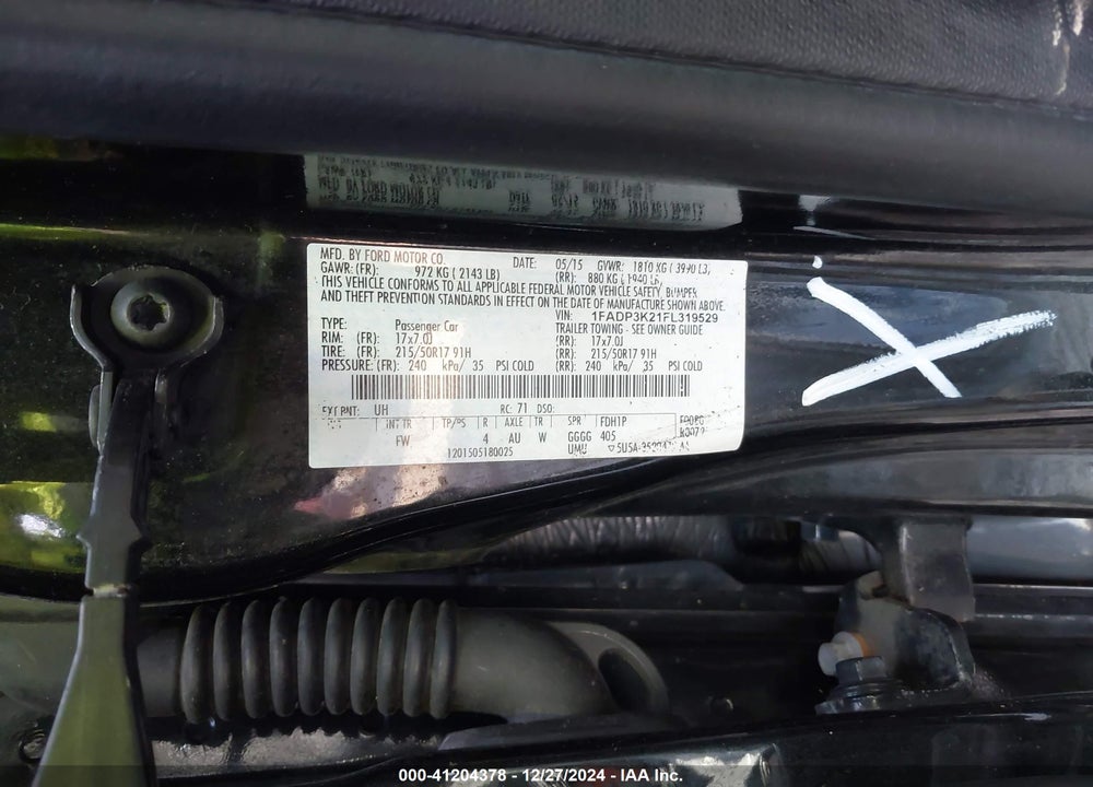 2015 FORD FOCUS VIN: 1FADP3K21FL319529