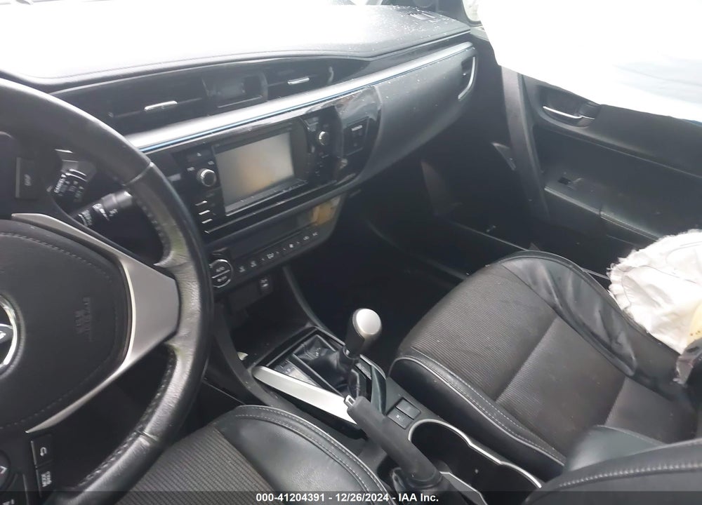 2015 TOYOTA COROLLA VIN: 5YFBURHE1FP218206