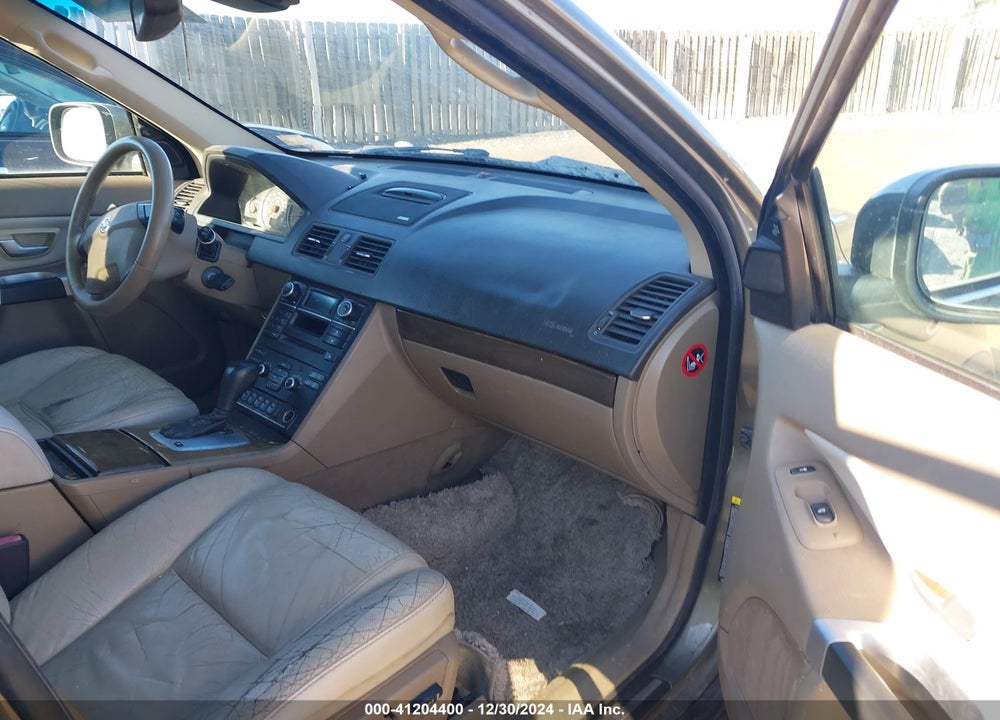 2010 VOLVO XC90 3.2 VIN: YV4982CZ4A1540644