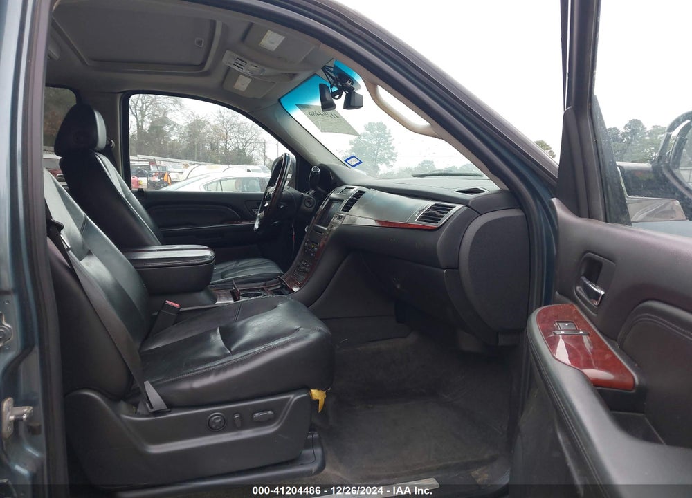 2008 CADILLAC ESCALADE STANDARD VIN: 1GYEC63838R167052