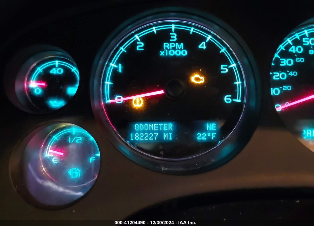 2011 CHEVROLET AVALANCHE 1500 LT1 VIN: 3GNTKFE30BG104877